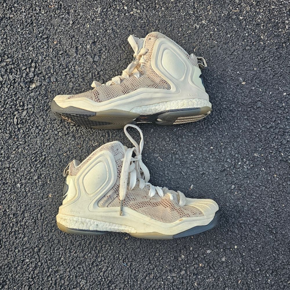Adidas D Rose 5 Boost White Tan Snakeskin Basketball - sz 9.5 US